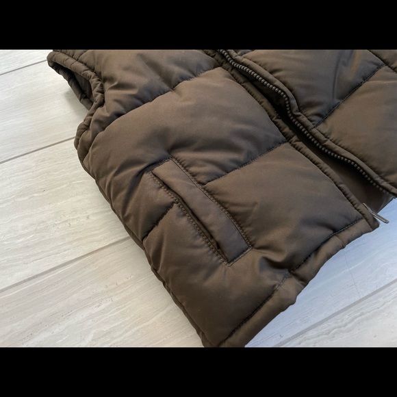 Crazy 8 brown puffer vest, size 4-5y - Picture 5 of 7